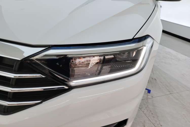 Used Volkswagen Sagitar 2022 280TSI DSG Flyover Edition
