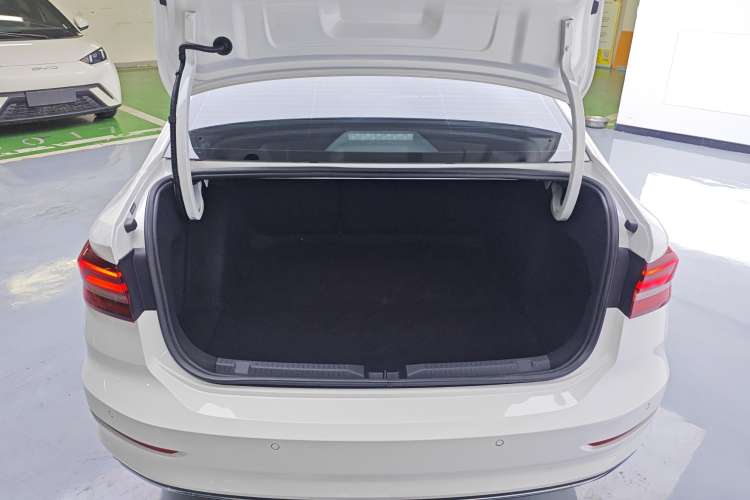 Used Volkswagen Lavida 2022 280TSI DSG Comfort Edition
