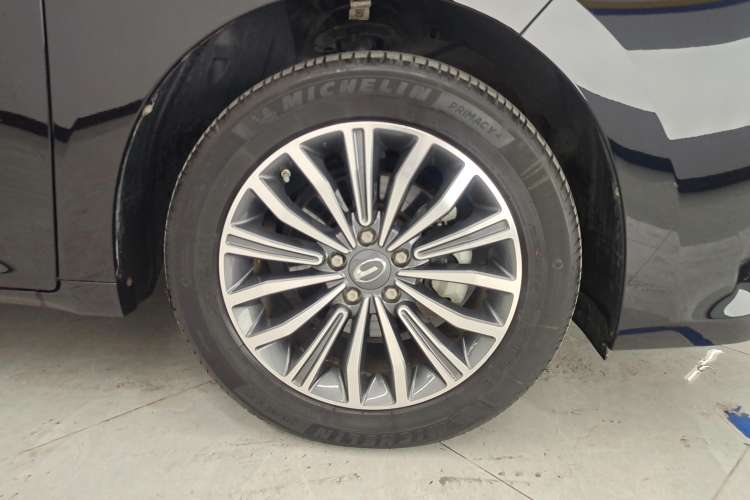 Used GAC Trumpchi M6 2021 270T DCT Prestige Edition (6-seater)
