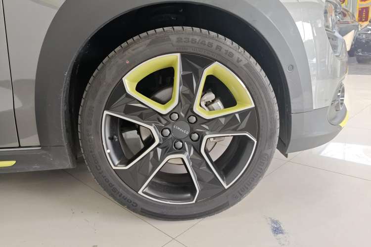 Used Lynk & Co 02 2022 2.0T DCT Shine Pro
