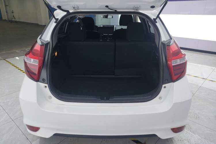 Used Toyota YARiS L 2016 Revised 1.5E CVT Charming Edition
