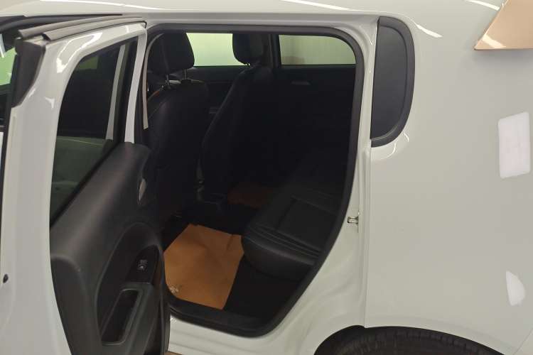 Used ORA White Cat 2022 Xiaoyue Mao Edition 401 km Flagship Model Lithium Ternary
