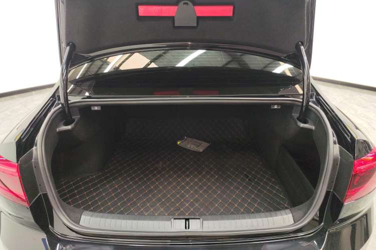 Used Volkswagen Magotan 2020 330TSI DSG Luxury Edition
