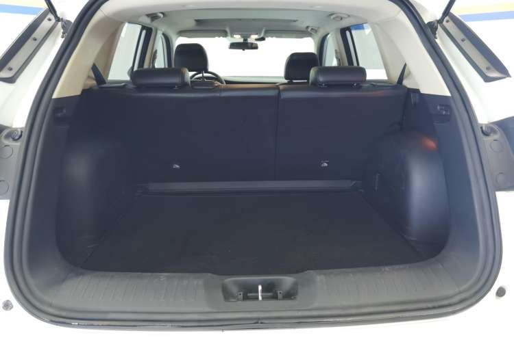 Used Changan CS35PLUS 2021 Revised Version Glory Million Edition 1.6L Manual Luxury Edition
