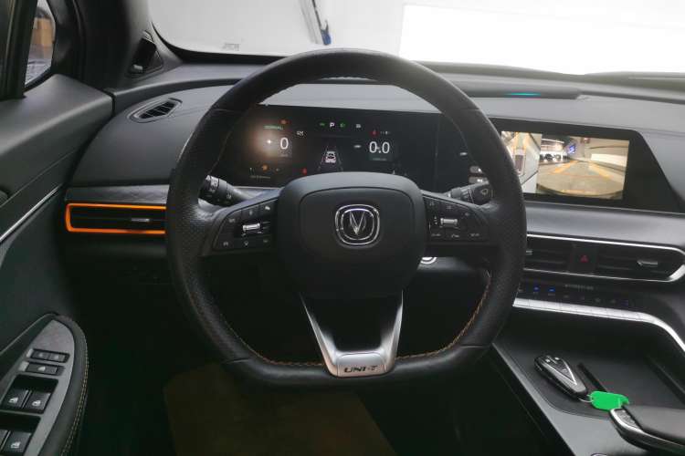 Used Changan UNI-T 2022 1.5T Prestige Version
