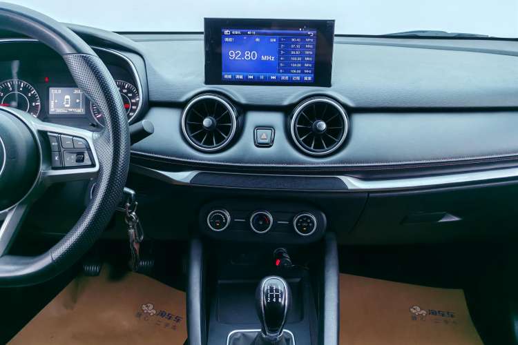 Used Dongfeng Fengon 500 2021 1.5L Manual Enjoyment Model
