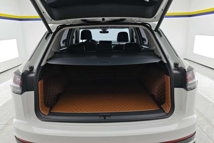 Used Volkswagen Tayron 2023 330TSI Two-Wheel-Drive R-Line High-Energy Version
