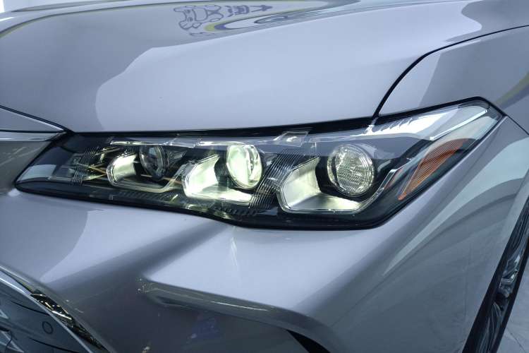 Used Toyota Avalon 2019 2.0L XLE Premium Edition China VI
