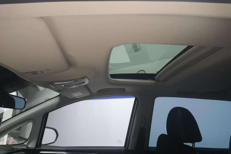 Used GAC Trumpchi M6 2023 PRO 270T DCT Luxury Edition
