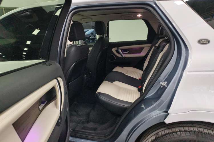 Used Land Rover Discovery Sport 2020 249 PS R-Dynamic Performance Edition