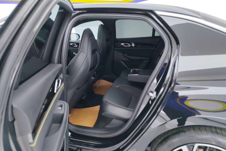 Used Lynk & Co 03 2023 1.5TD DCT JingPro
