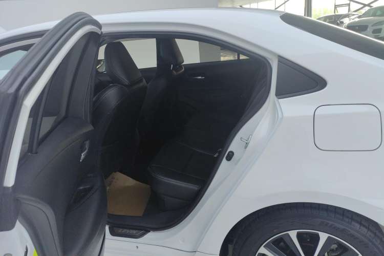 Used Toyota Levin 2023 Smart Electric Hybrid Dual-Engine 1.8L Leading Edition
