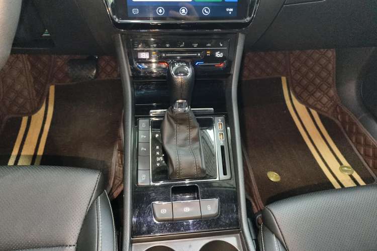 Used Skoda Superb 2019 Facelifted TSI280 DSG Comfort Edition
