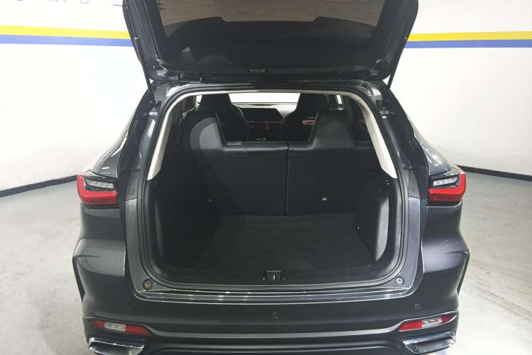 Used Oshan X5 2021 Revised Version 1.5T DCT Luxury Edition
