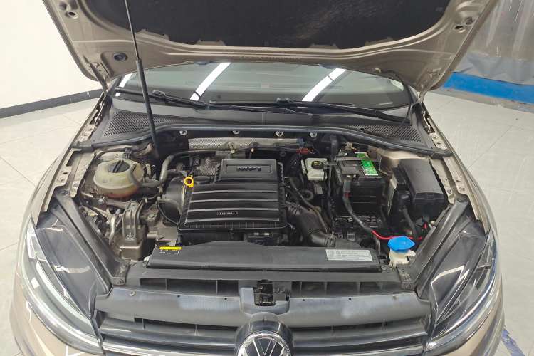 Used Volkswagen Golf 2018 1.6L Automatic Comfort Model
