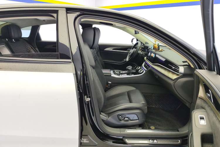 Used Hongqi H9 2020 3.0T Smart Connect Flagship Four-Seat Version
