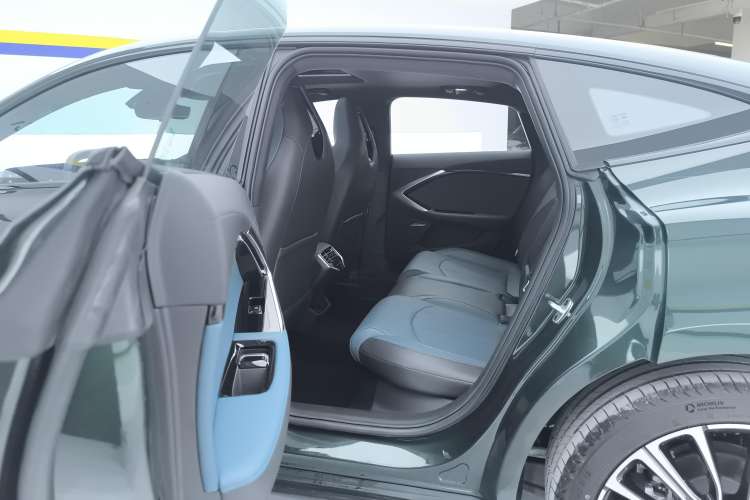 Used MG 7 2023 2.0T Automatic Hunter Luxury Edition
