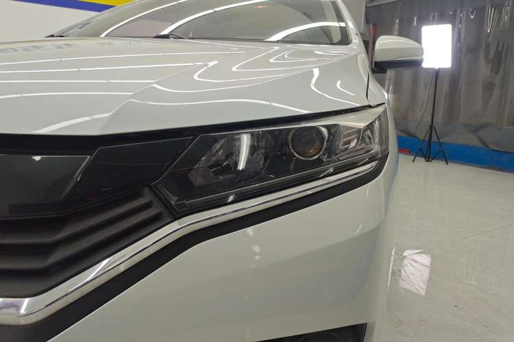 Used Honda Greiz 2016 1.5L CVT Classic Edition
