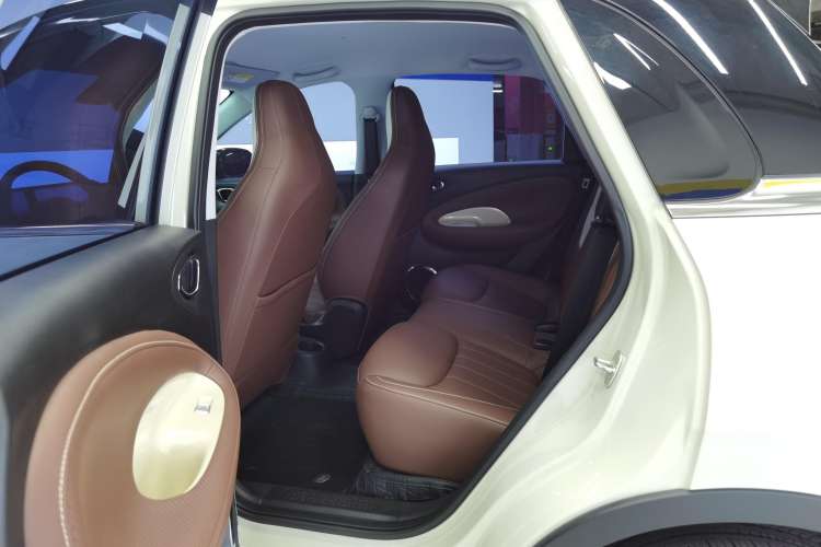 Used Wuling Bingo 2023 333 km Lingxi Connected+ Version
