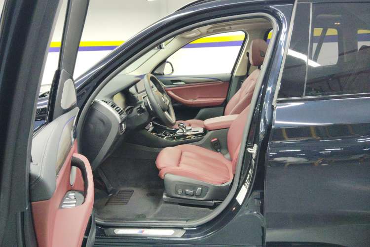 Used BMW X3 2023 xDrive30i Leading Model M Night Edition Package
