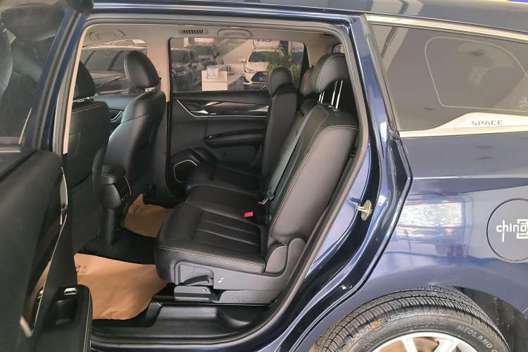 Used BYD Song MAX 2019 1.5T Manual Smart Connect Ruiyi Sunroof Model 7 Seats China V Emission Standard
