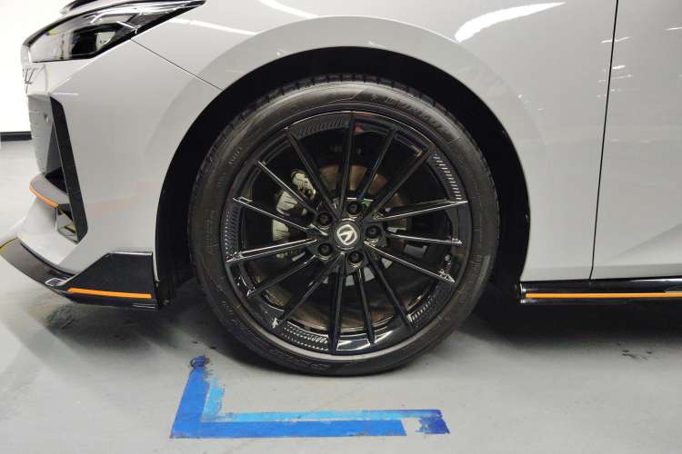 Used Changan UNI-V 2023 1.5T Sport Edition
