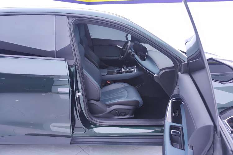 Used MG 7 2023 2.0T Automatic Hunter Luxury Edition
