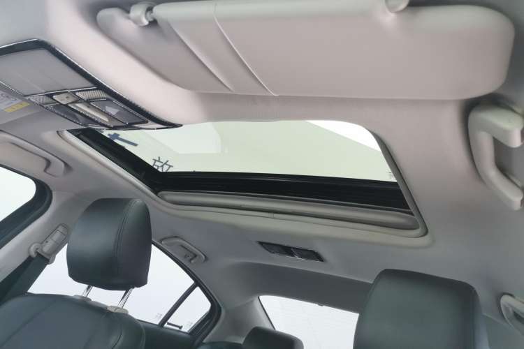 Used Mazda Atenza 2015 2.0L Blue Sky Fashion Edition
