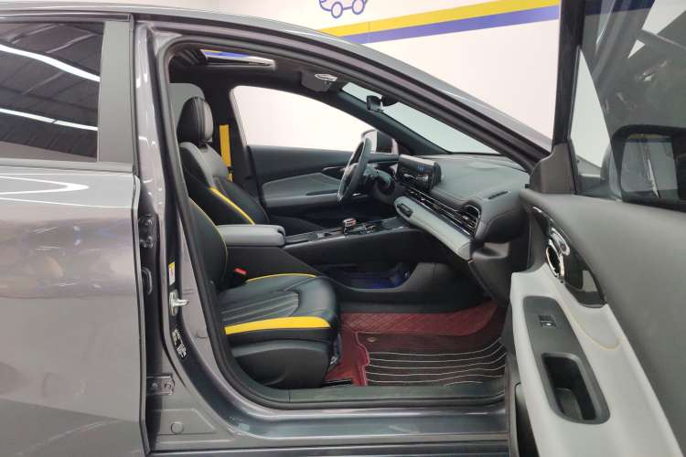 Used GAC Trumpchi EMPOW 2021 270T DCT J15 Version
