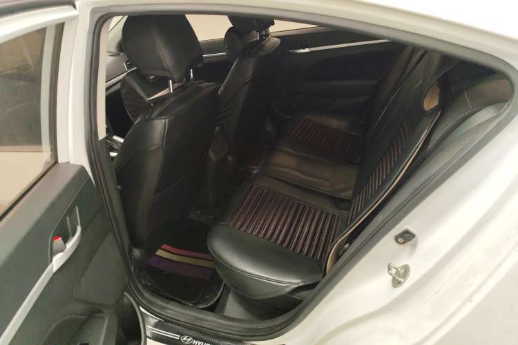 Used Hyundai Elantra 2016 1.6L Automatic ZhiXuan – Elite Version
