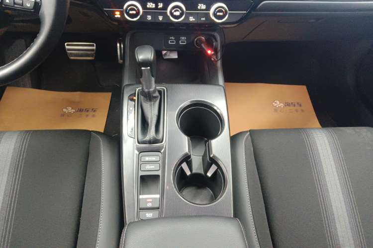 Used Honda Civic 2022 240TURBO CVT Dynamic Edition
