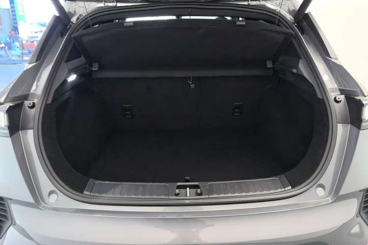 Used Lynk & Co 06 2023 Remix 1.5T JinPro
