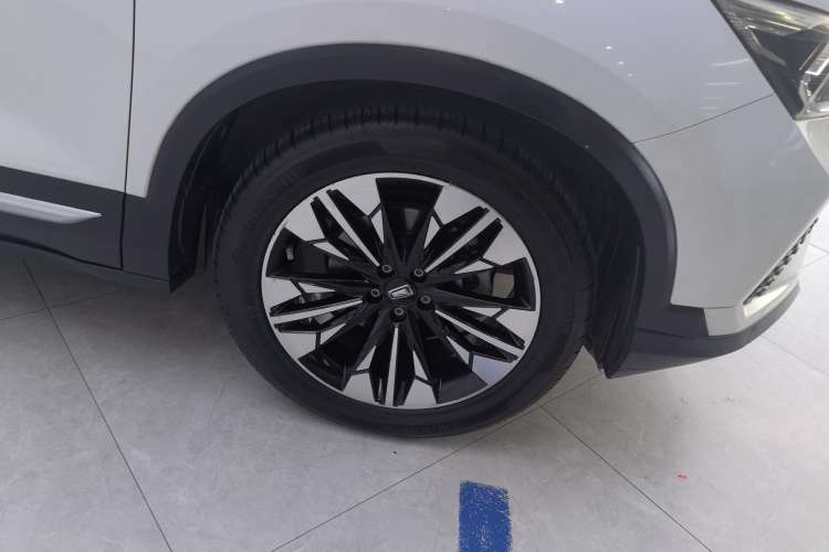 Used Bestune T77 2019 230 TID Automatic Luxury Version China VI Emission Standard
