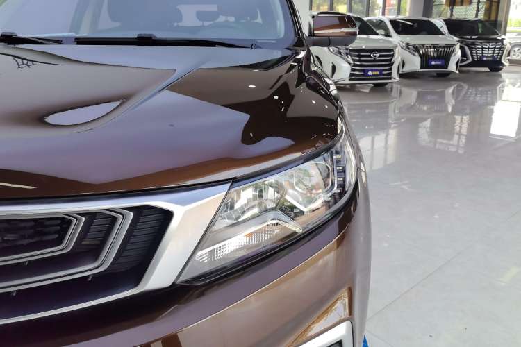 Used Geely Auto Vision X6 2018 1.4T CVT 4G Connected Flagship Edition