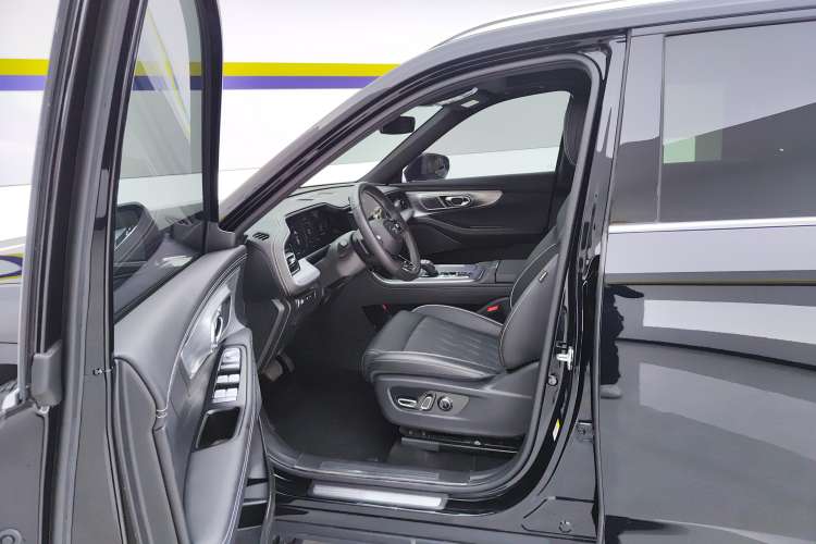 Used GAC Trumpchi GS8 2022 LINGHANG Series 2.0 TGDI Two-Wheel-Drive Luxury Edition (7 Seats)
