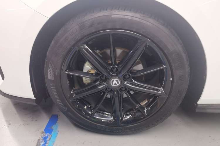 Used Changan UNI-V 2022 1.5T Prestige Version
