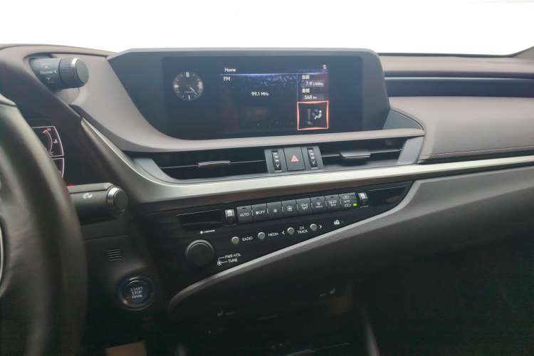 Used Lexus ES 2018 200 Excellence Edition China V Standard
