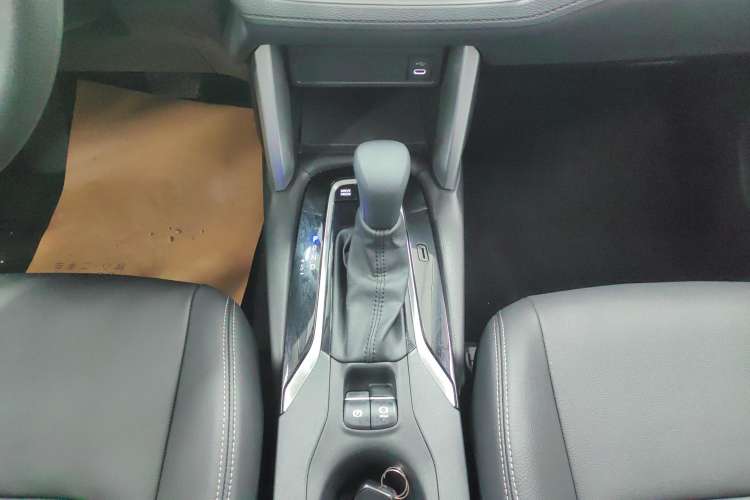 Used Toyota FRONTLANDER 2023 2.0L Smart Electric Hybrid Dual-Engine Leading Edition
