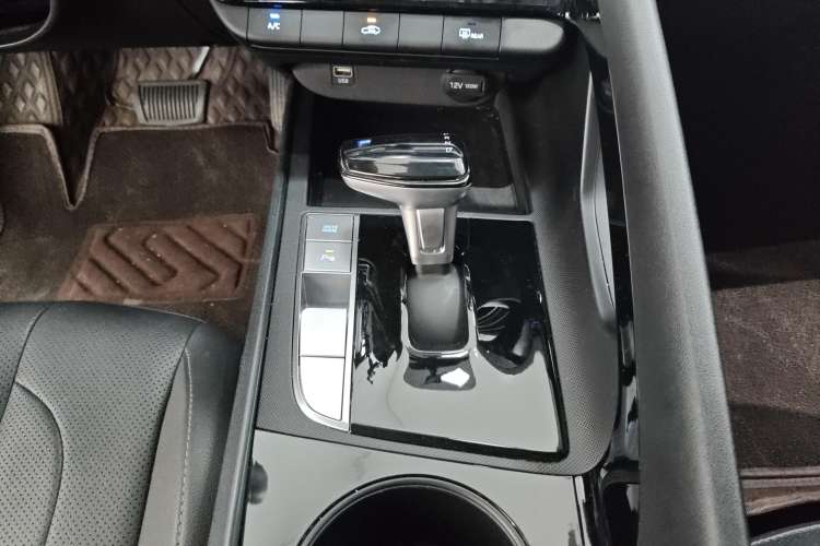 Used Hyundai Elantra 2023 1.5L CVT GLX Elite Edition
