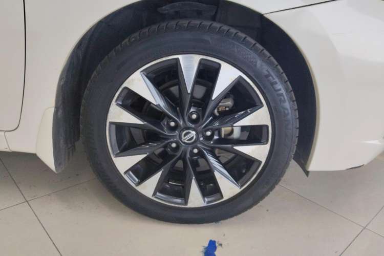 Used Nissan Lannia 2019 1.6L CVT Smart Connect Smart Cool Version China V Standard
