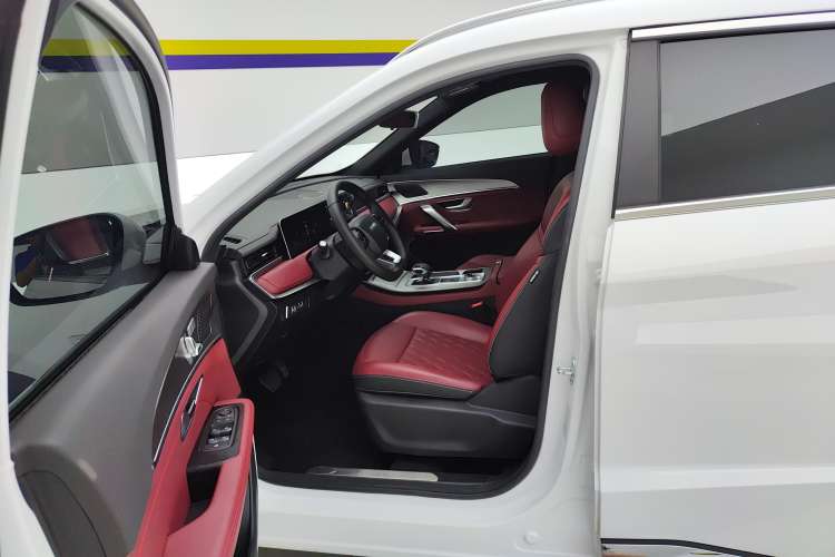 Used JETOUR X70 PLUS 2024 Champion Edition 1.5T DCT Champion MAX 5-Seater