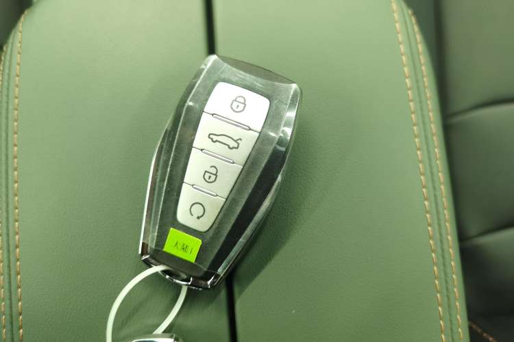 Used Geely Auto Haoyue L 2024 2.0T DCT Prestige Version