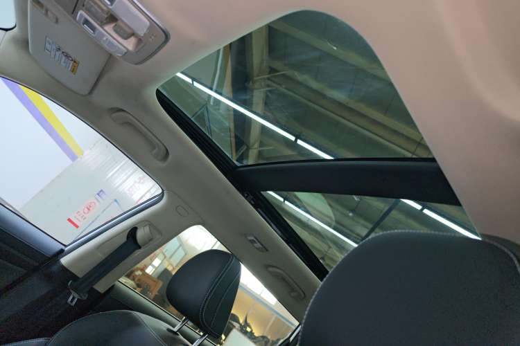 Used Geely Auto Emgrand X7 Sport 2018 2.0L Manual Two-Wheel Drive Zhiya Version
