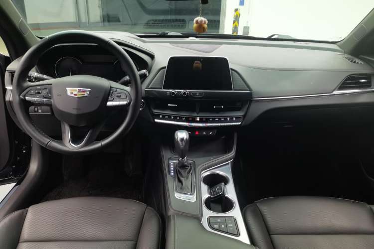 Used Cadillac CT4 2023 28T Luxury Version
