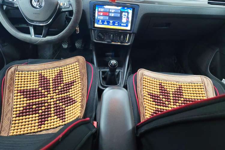 Used Volkswagen Santana 2018 1.5L Manual Comfort Edition
