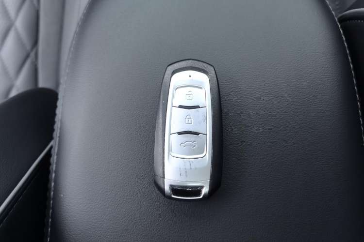 Used Hongqi HS5 2019 2.0T Smart Connect Flagship Edition
