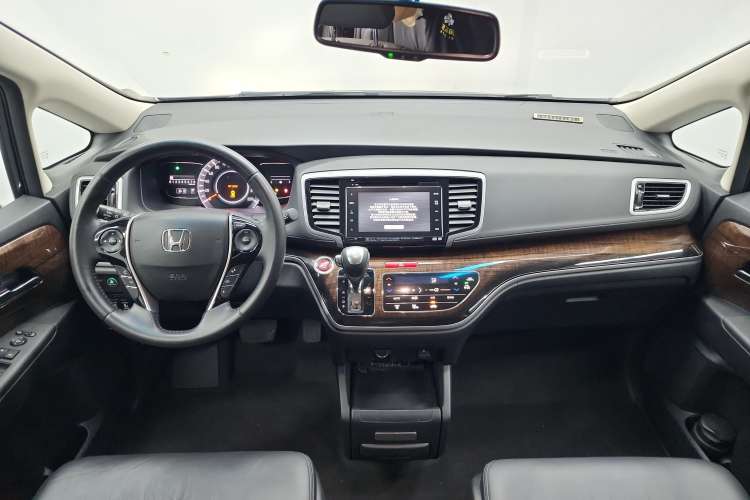 Used Honda Odyssey 2017 2.4L Supreme Edition
