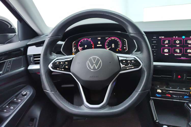 Used Volkswagen Passat 2023 Restyled 330TSI Starry Luxury Edition
