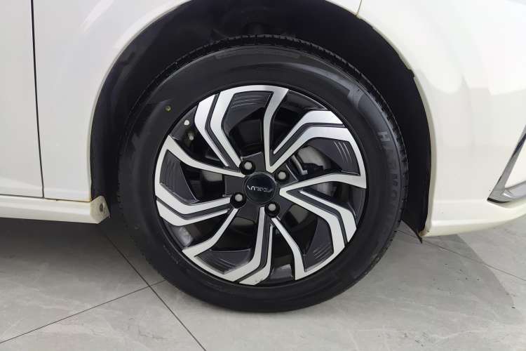 Used Dongfeng Aeolus Yixuan 2021 230T Automatic Glory Edition
