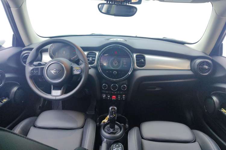 Used  MINI 2022 Revised Version 2.0T COOPER S CABRIO Classic Style
